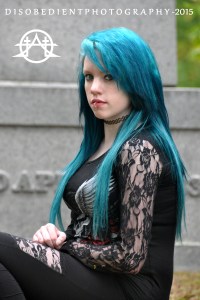 1g WITH MARK AND LOGO